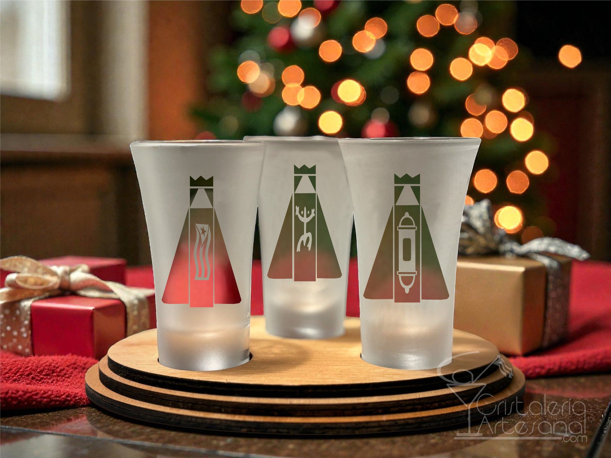 Juego de 3 Tequileros Lord 1.75oz con Reyes Magos y base en madera
