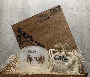 Caja en madera con Taza y Café