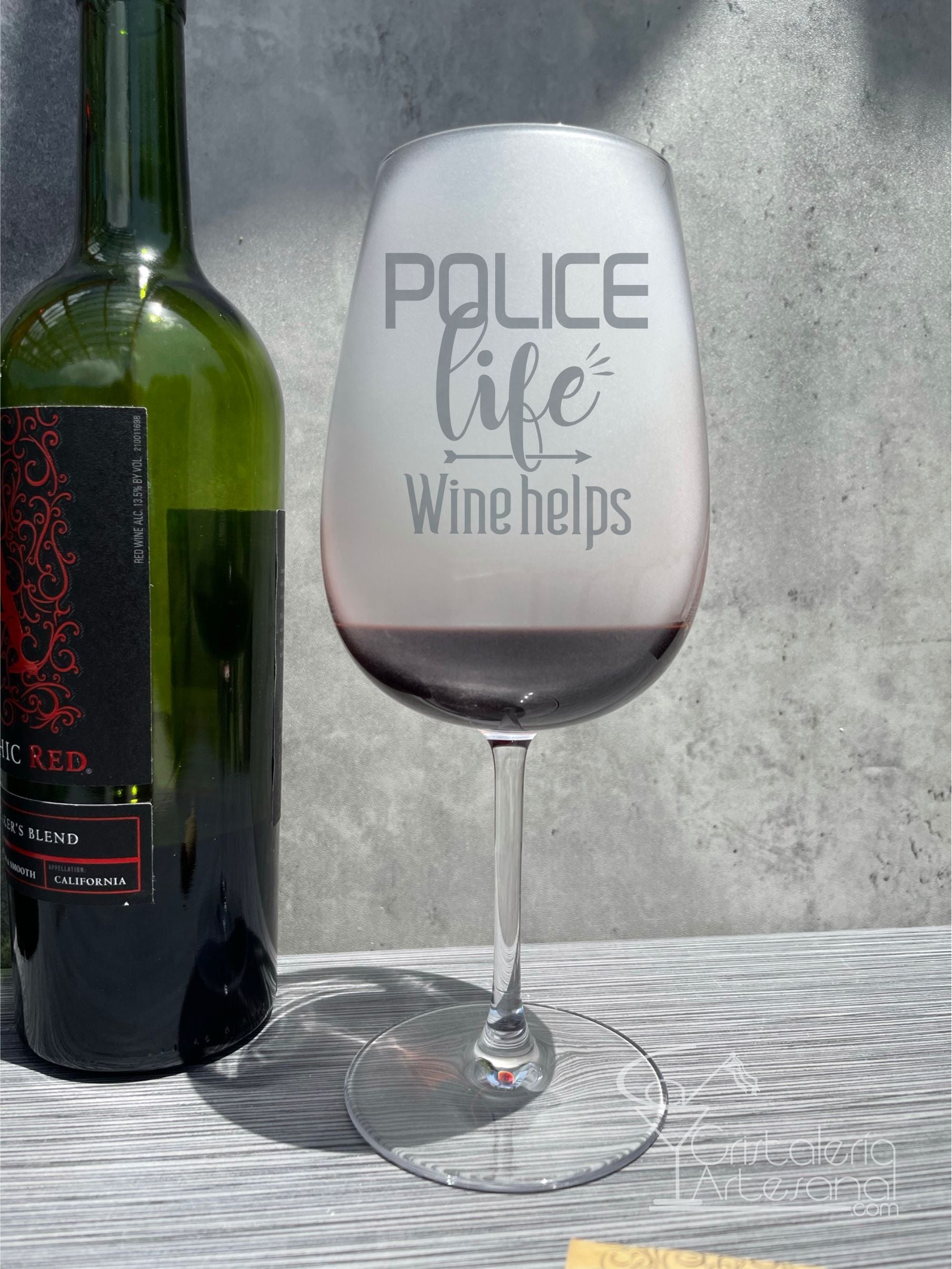 POLICE LIFE... WINE HELPs Storsint wine glass